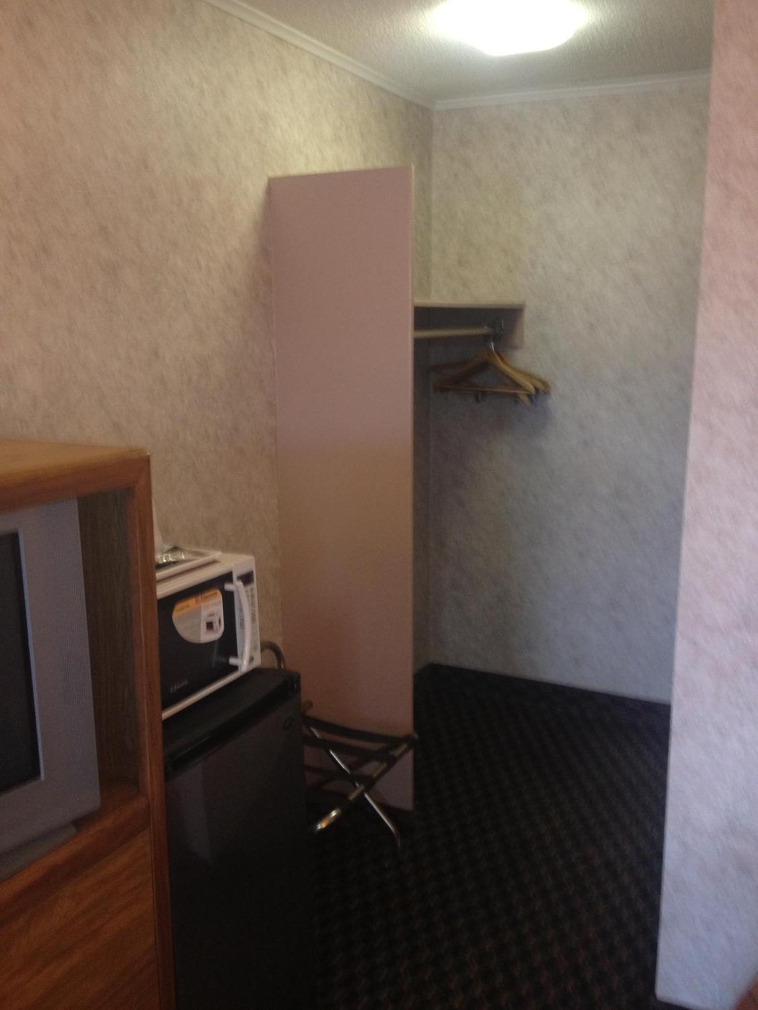 Richmond Inn And Suites エクステリア 写真