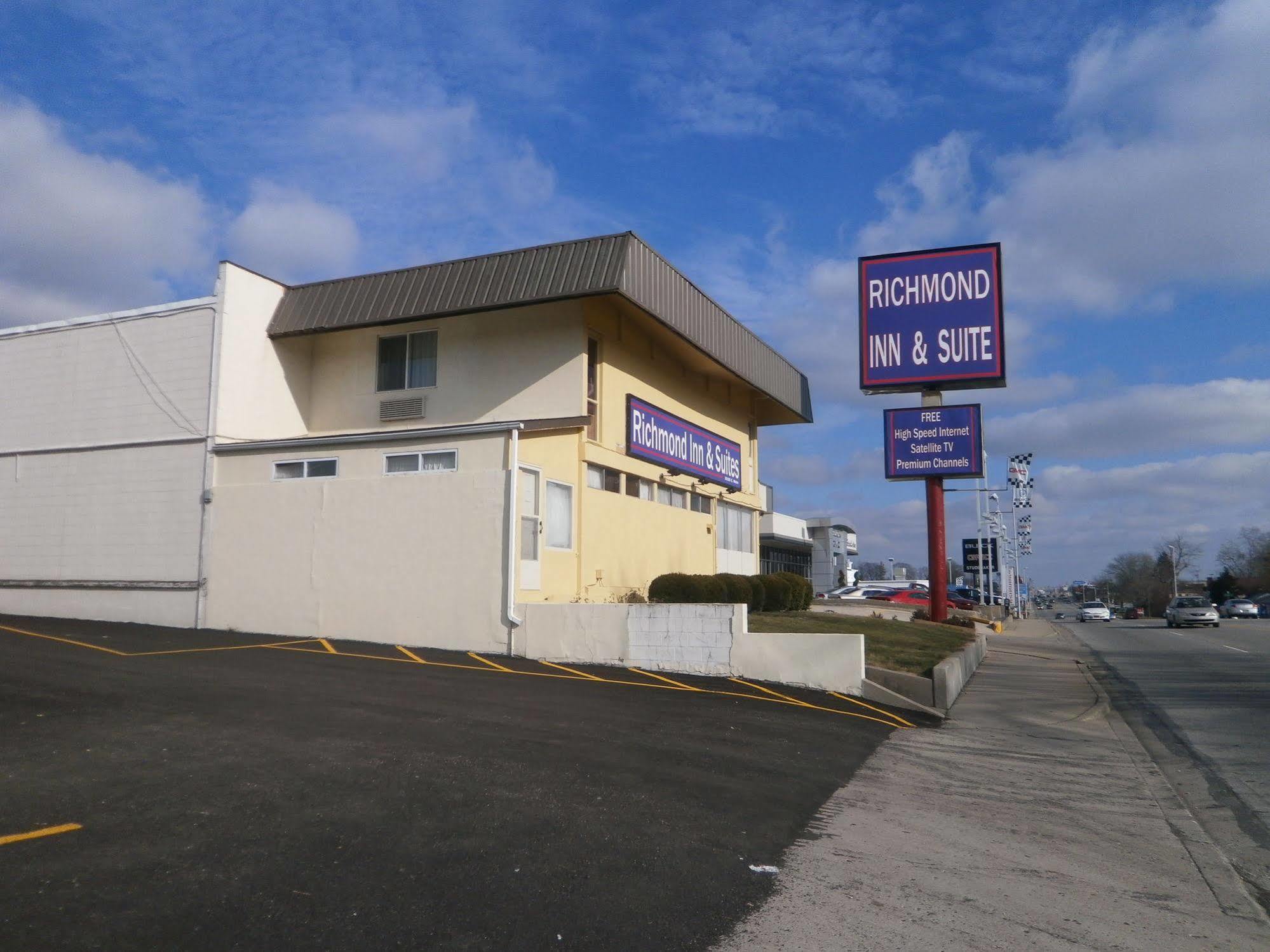Richmond Inn And Suites エクステリア 写真