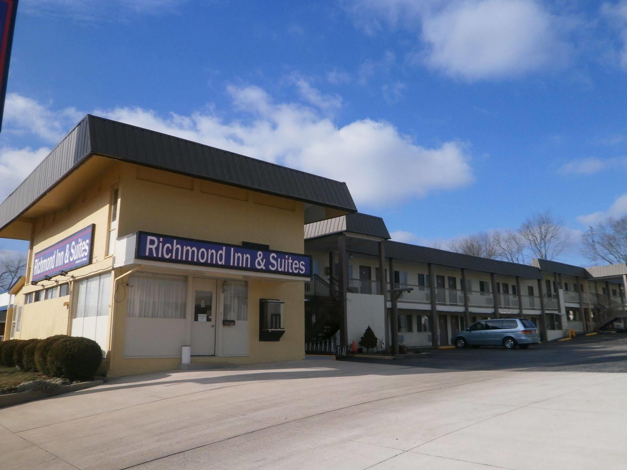Richmond Inn And Suites エクステリア 写真
